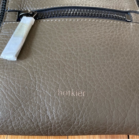 BOTKIER Soho Wristlet Bag, Olive Color, BRAND NEW, still wrapped up, never worn! - Picture 4 of 12